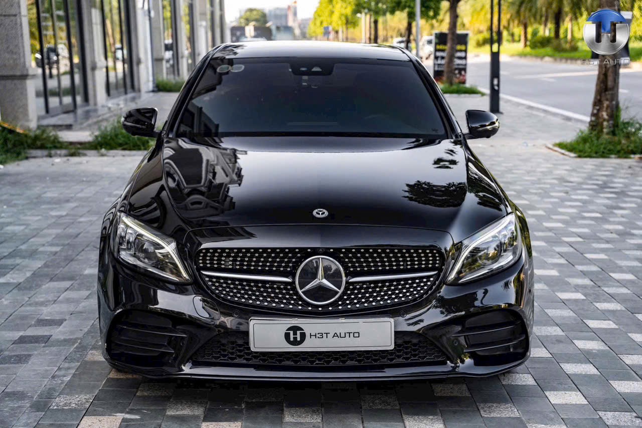 Mercedes-Benz C300 AMG 2021